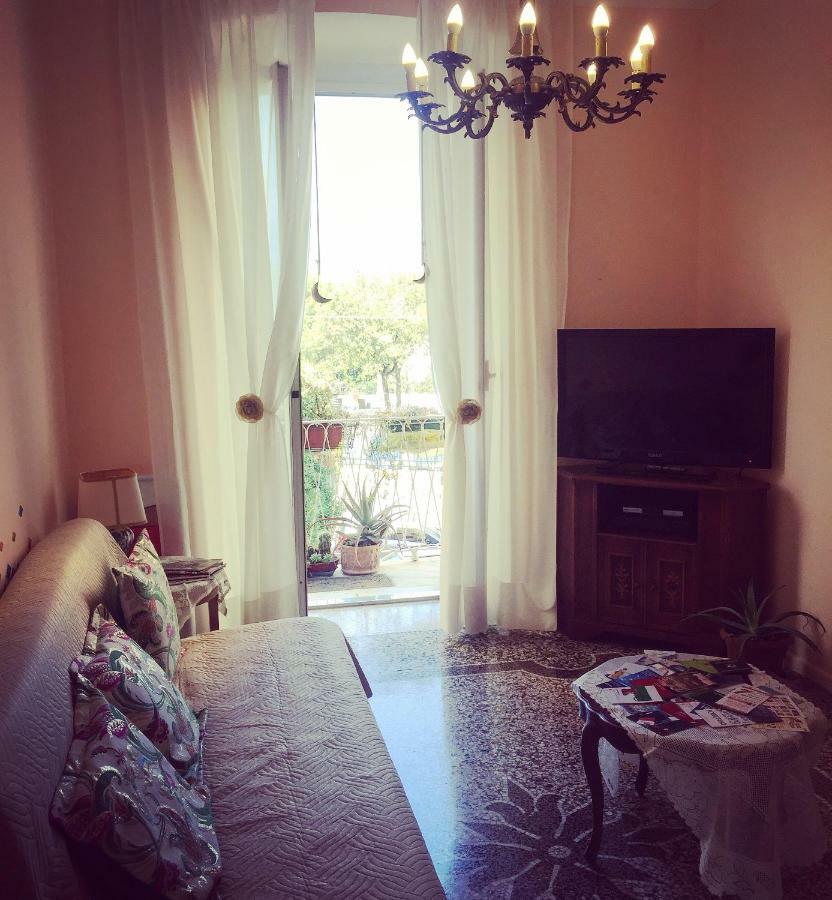 Appartamento In Centro Zona Fiera,Davanti Al Galliera 제노바 외부 사진