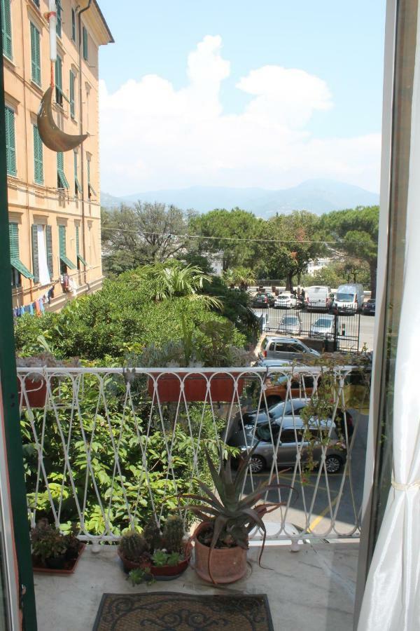 Appartamento In Centro Zona Fiera,Davanti Al Galliera 제노바 외부 사진