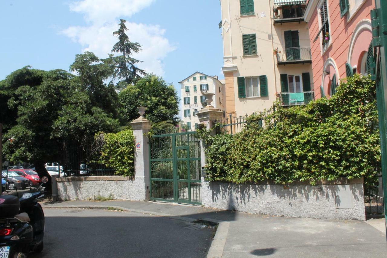 Appartamento In Centro Zona Fiera,Davanti Al Galliera 제노바 외부 사진