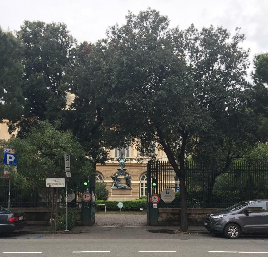 Appartamento In Centro Zona Fiera,Davanti Al Galliera 제노바 외부 사진